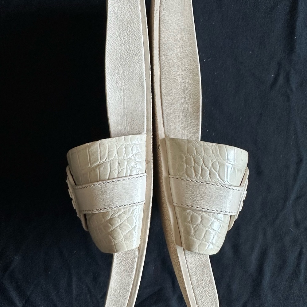 Tory Burch Carson Women's Beige Croc-Embossed Slide Sandals size 9 - Picture 14 of 16
